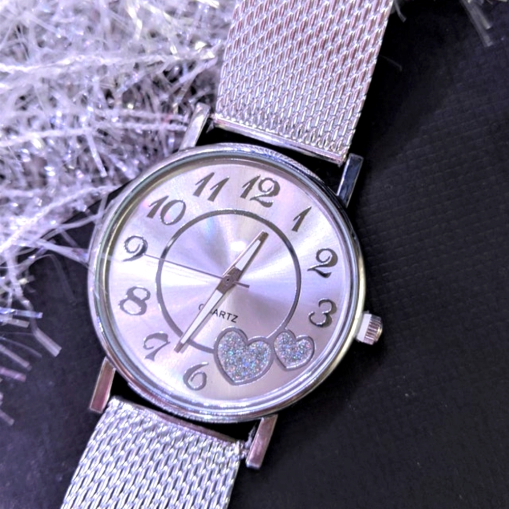 Ladies double heart watch in silver